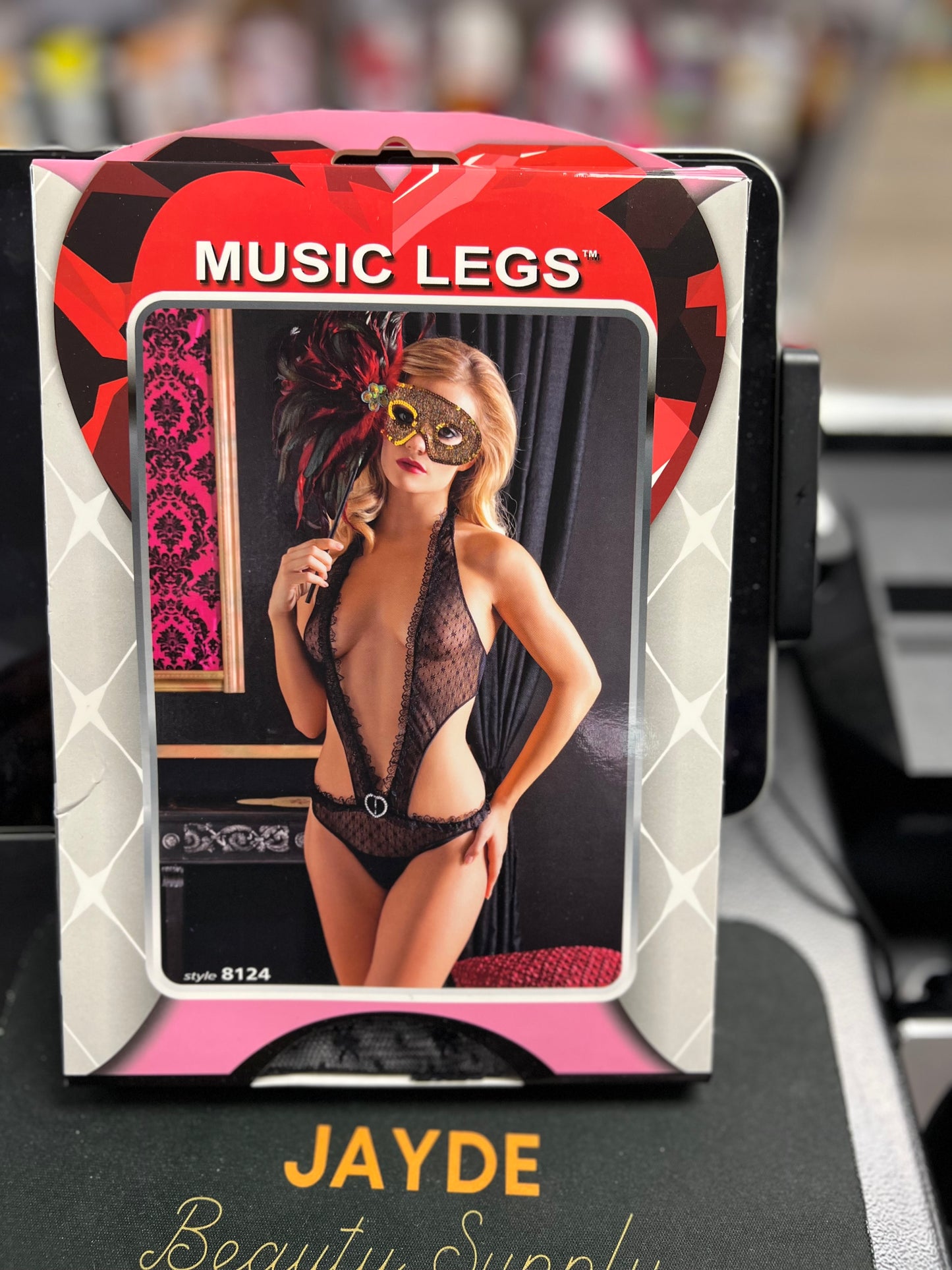 SKY TEDDY-DAISYR LACE V NECK