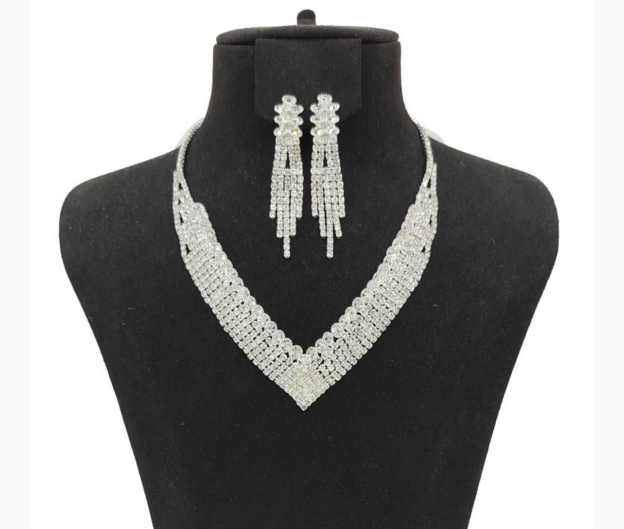 CLIP ON FASHION JEWELRY SET